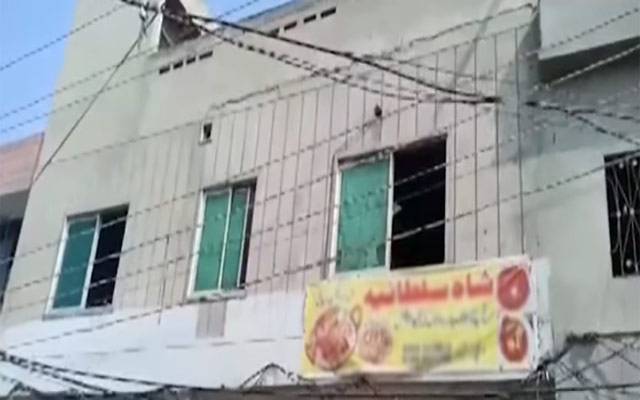  گڑھی شاہو کے علاقے میں دھماکہ، لوگوں میں خوف و ہراس پھیل گیا