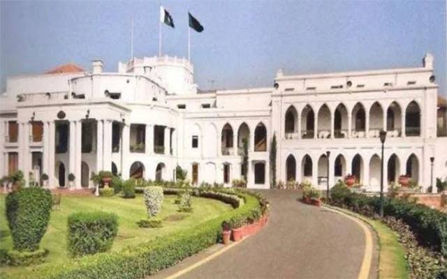  گورنر ہاؤس میں ریل گاڑی چل پڑی