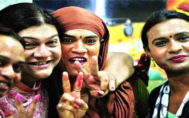 خواجہ سراؤں کیلئے خوشخبری، حکومت نے بڑا اعلان کر دیا