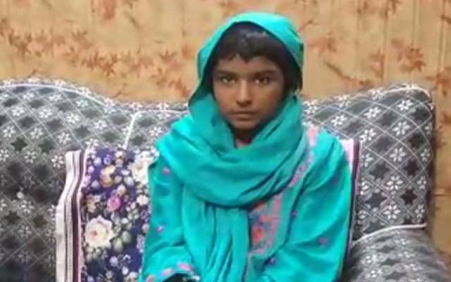 مالکن کا گھریلو ملازمہ پر وحشیانہ تشدد، استری سے داغ ڈالا