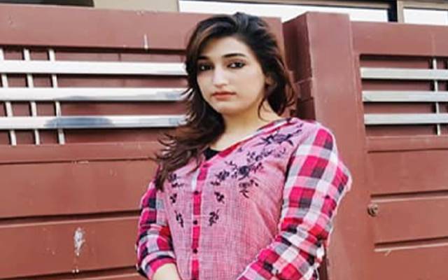  اداکارہ وماڈل حسنہ بھٹی نے تعلیم دوستی کی اعلیٰ مثال قائم کردی