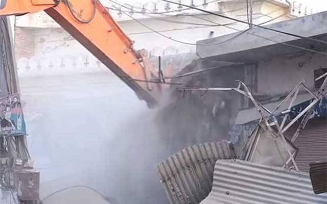 ضلعی انتظامیہ کا اسسٹنٹ کمشنرز کی سربراہی میں تجاوزات کیخلاف آپریشن