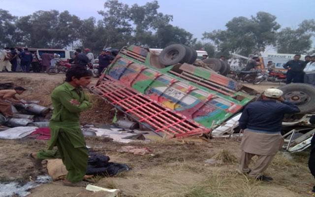 سندراسٹیٹ میں دودھ کا ٹرک الٹنے سے 5 افراد جاں بحق، 26 زخمی