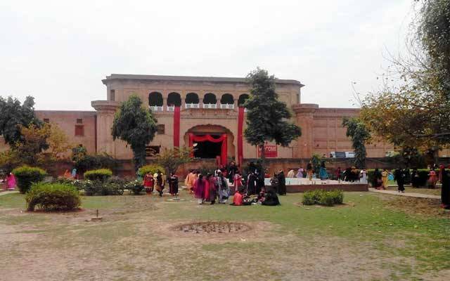  فاطمہ جناح کالج برائے خواتین میں منشیات کے موضوع پر سیمینار کا انعقاد
