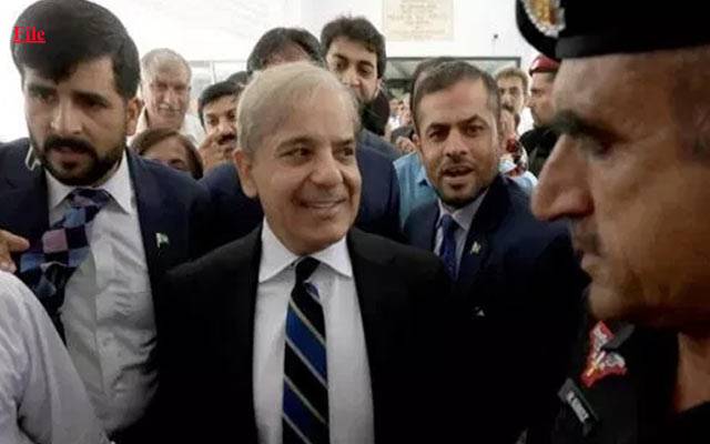 شہباز شریف نے احتساب عدالت میں نیب کی شکایت کردی