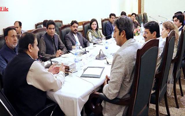 بے لگام بیوروکریسی کے آگے تبدیلی سرکار ڈھیر۔۔