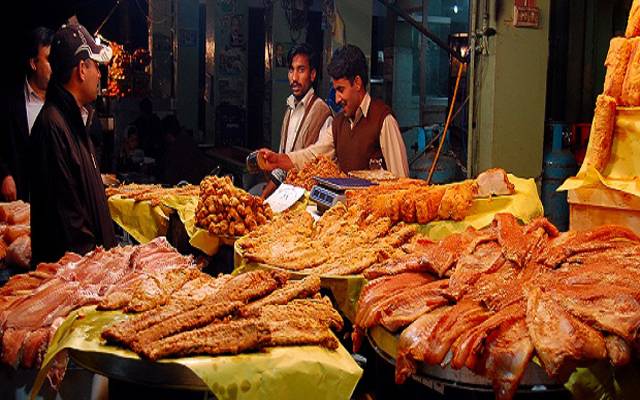 پنجاب فوڈ اتھارٹی کا بڑا کریک ڈاؤن، 9 فش پوائنٹس سیل