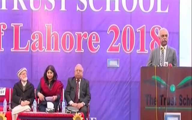 نجی سکول میں ’’برین آف لاہور‘‘ مقابلہ