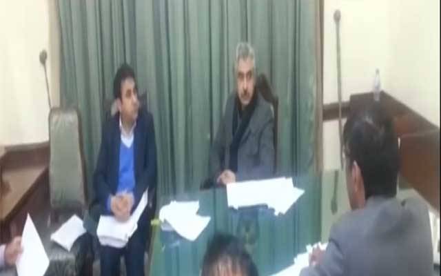 صوبائی وزیر صنعت میاں اسلم اقبال کی زیر صدارت اجلاس