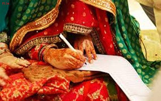 پاکستانی تاریخ کا انوکھا واقعہ، سہیلی نے سہیلی سے شادی کرلی