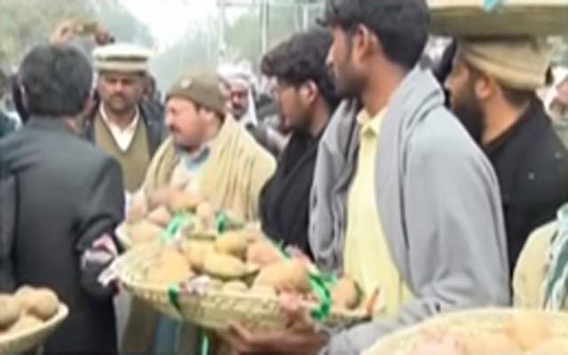 مذاکرات کامیاب، کسانوں کے بھنگڑے