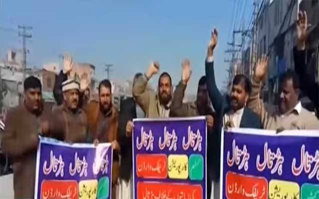 پاکستان گڈز ٹرانسپوٹرز کی پہیہ جام ہڑتال، تجارتی سرگرمیاں متاثر