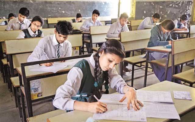 پنجاب ایگزامینیشن کمیشن امتحان،سکولوں میں نصابی سرگرمیاں متاثر