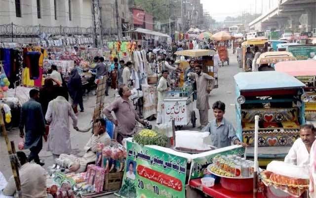 گلبرگ میں تجاوزات کا راج، انتظامیہ خاموش تماشائی