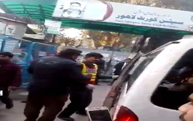 سیشن کورٹ کے باہر نوجوان قتل، سی سی ٹی وی فوٹیج منظر عام پر آگئی