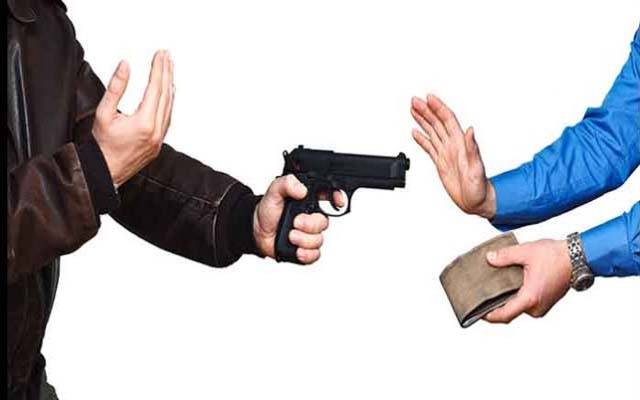 ڈاکو راج برقرار،لاہوریوں نےاپنا تحفظ خود ہی کرنا شروع کردیا