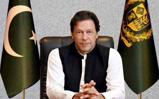  وزیر اعظم عمران خان ایک روزہ دورے پر لاہور پہنچ گئے
