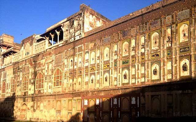 دنیا کی سب سے بڑی تصویری دیوارتزئین و آرائش کے آخری مراحل میں داخل