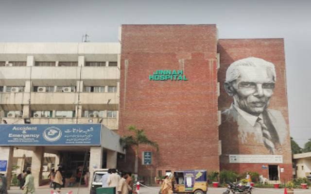 محکمہ لائیو سٹاک کے وزیر نے جناح ہسپتال کی ناقص سہولیات کا بھانڈا پھوڑ دیا