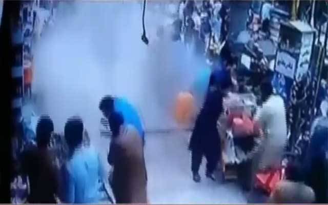 ہال روڈ پر دھماکہ، قریبی عمارتوں کے شیشے ٹوٹ گئے