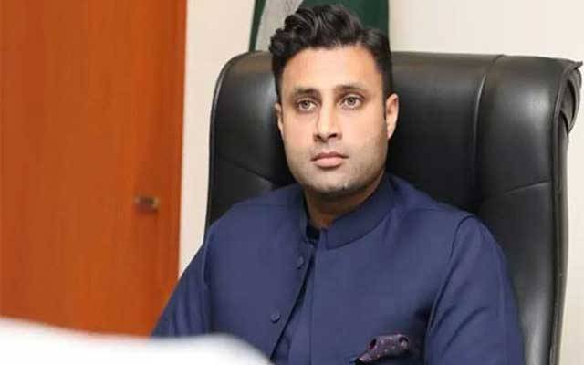 2 ایماندار افسر سیاست کی نذر ہوگئے