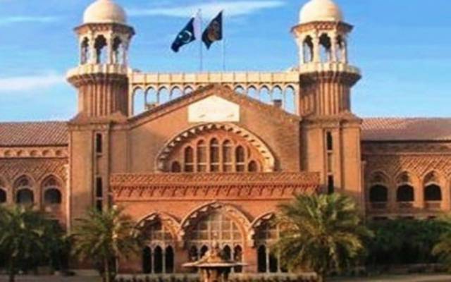 بیوہ کے نام پلاٹ نہ کرنے پرڈی جی ایل ڈی اے کو نوٹس جاری