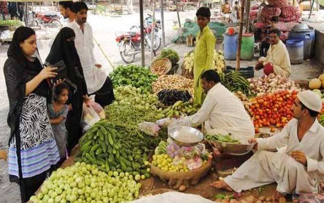  حکومت کا رمضان سے گراں فروشوں کیخلاف کریک ڈاؤن کا فیصلہ