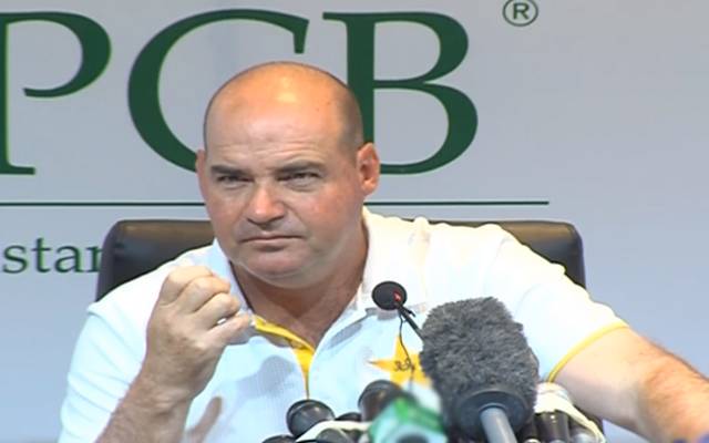  آسٹریلیا کےہاتھوں وائٹ واش، مکی آرتھر کاشکست پردفاع 