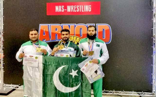  پاکستانی ریسلرز نے برازیل میں کامیابی کے جھنڈے گاڑ دیئے