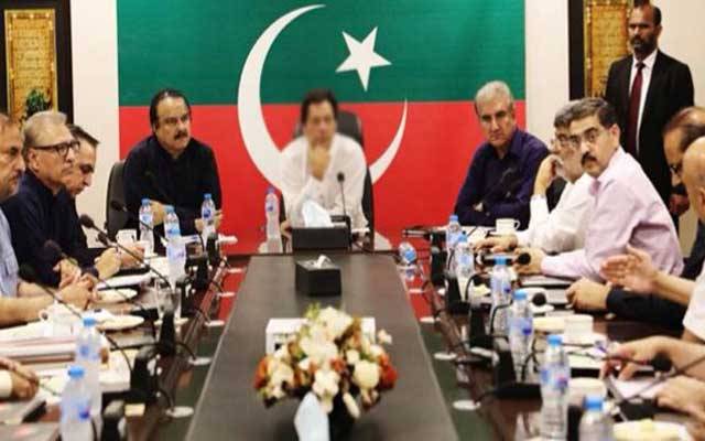 تحریک انصاف بھی اپنوں کو نوازنے کی روش پرچل نکلی