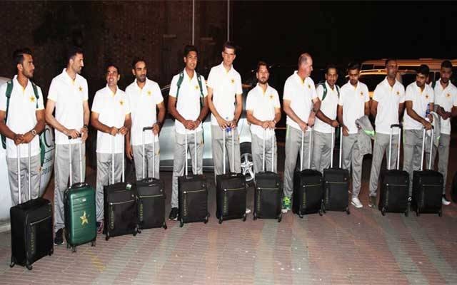 فتح کے خواب آنکھوں میں سجائے شاہین انگلینڈ روانہ 