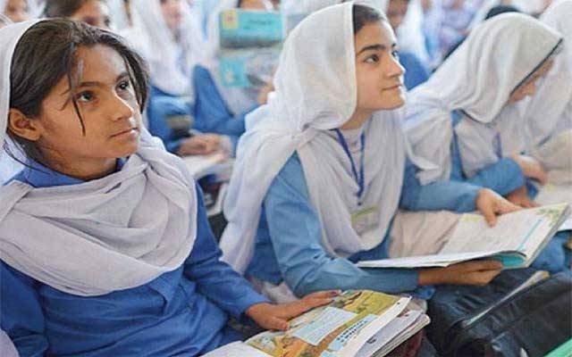 سرکاری سکولوں کے حق پر حکومت نے ڈاکہ مار دیا