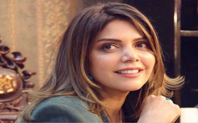  گلوکارہ حدیقہ کیانی نے آنٹی کہنے والوں کو کرارا جواب دے ڈالا