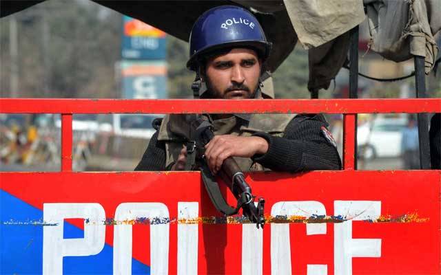 ہیلمٹ ساز کمپنی، پنجاب پولیس کے ساتھ ہاتھ کر گئی