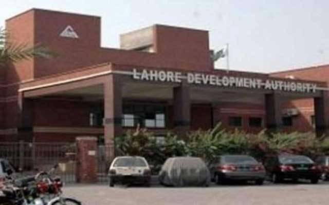 محکمہ ہاؤسنگ اور ایل ڈی اے کا تنازع کھل کر سامنے آگیا