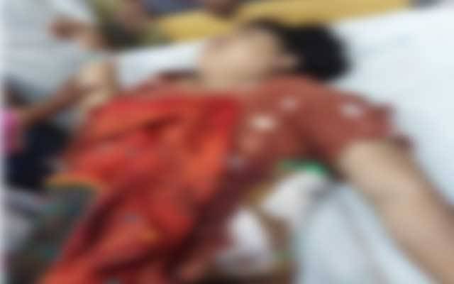 ظلم کی انتہا، شوہر کا چھریوں سے بیوی پر حملہ