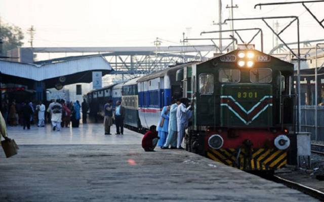 ریلوے کے سول انجینئر ڈیپارٹمنٹ کے 12اعلیٰ افسران کے تبادلے