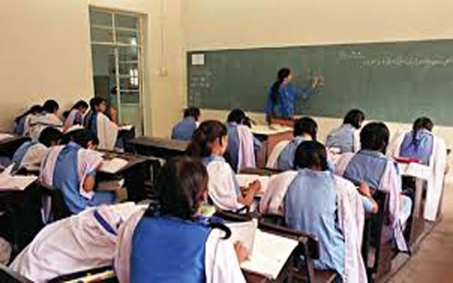 سکولوں کی بلدیاتی اداروں کو حوالگی نامنظور