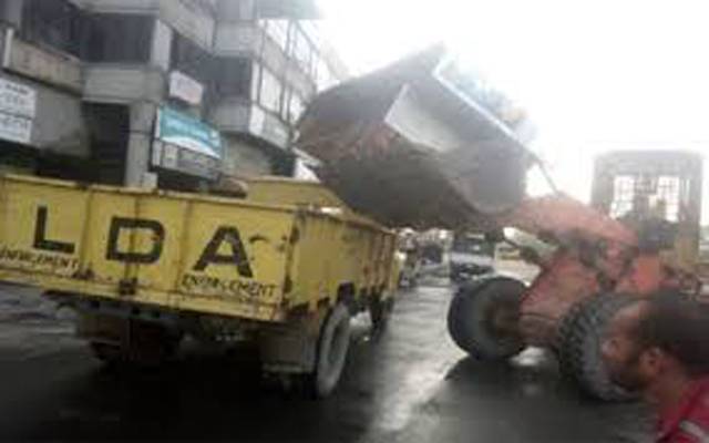 ایل ڈی اے کا آپریشن، بغیر نقشہ تعمیر 12عمارتیں مسمار