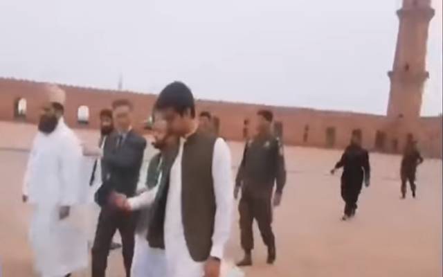 چینی سفیر یاوجنگ کا بادشاہی مسجد کا دورہ