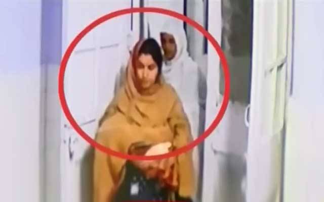  لیڈی ولنگڈن ہسپتال سے نومولود بچہ اغوا، فوٹیج منظر عام پرآگئی