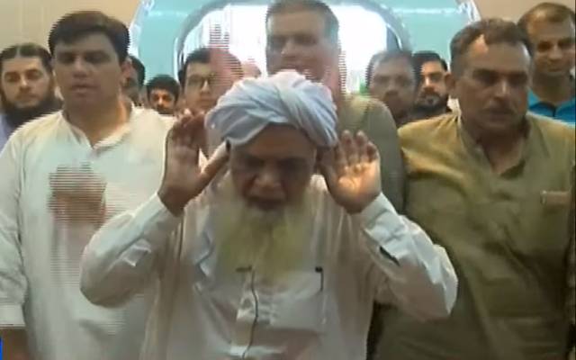 تحریک انصاف کے رہنما آجاسم شریف کے والد حاجی شریف کی نماز جنازہ ادا