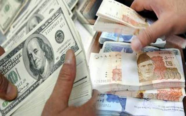 ڈالر کی قیمت مزید کم ہوگئی