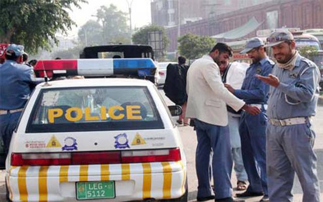  ٹریفک وارڈنز کی اضافی نفری مارکیٹوں میں تعینات