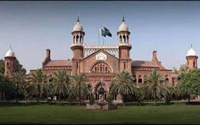 پاکستان میڈیکل اینڈ ڈینٹل کونسل کی داخلہ پالیسی لاہور ہائیکورٹ میں چیلنج