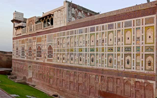 پکچر وال کے بقیہ حصے پر کام کا آغاز