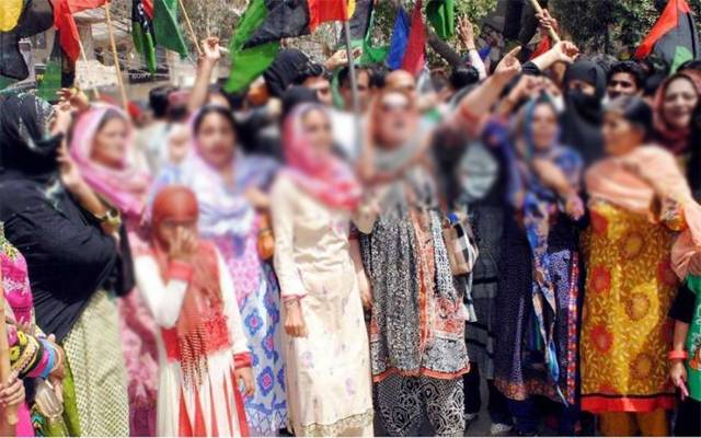 پیپلزپارٹی شعبہ خواتین کا چیئرنگ کراس پر احتجاجی مظاہرہ
