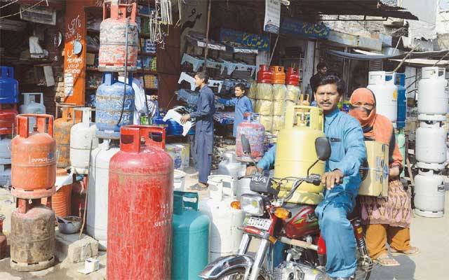 منافع خور مافیا کا ایل پی جی کی قیمتوں میں ازخود اضافہ