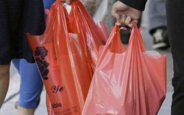 پلاسٹک بیگز کا استعمال ماحولیاتی آلودگی کا باعث بننے لگا