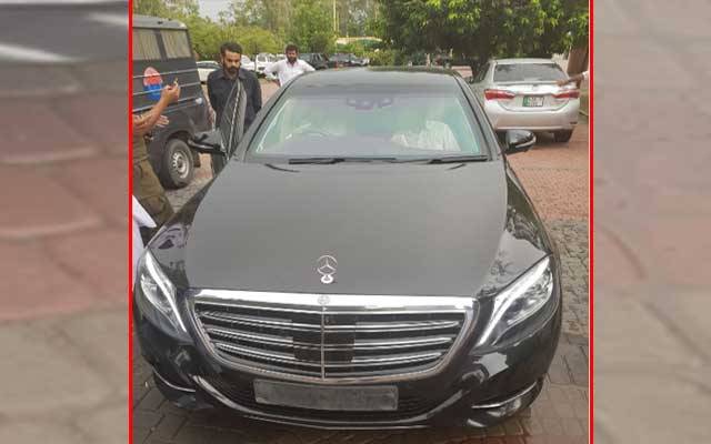 حکومت نے نواز شریف کے زیر استعمال سرکاری گاڑی واپس لے لی
